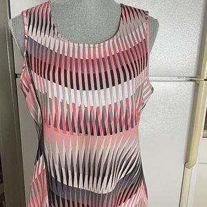 Colletta Size 8 Bodycon Geometric Dress with Side Zipper